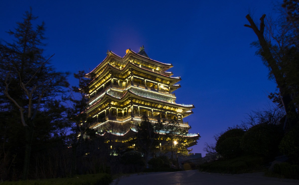 威海環翠樓夜景